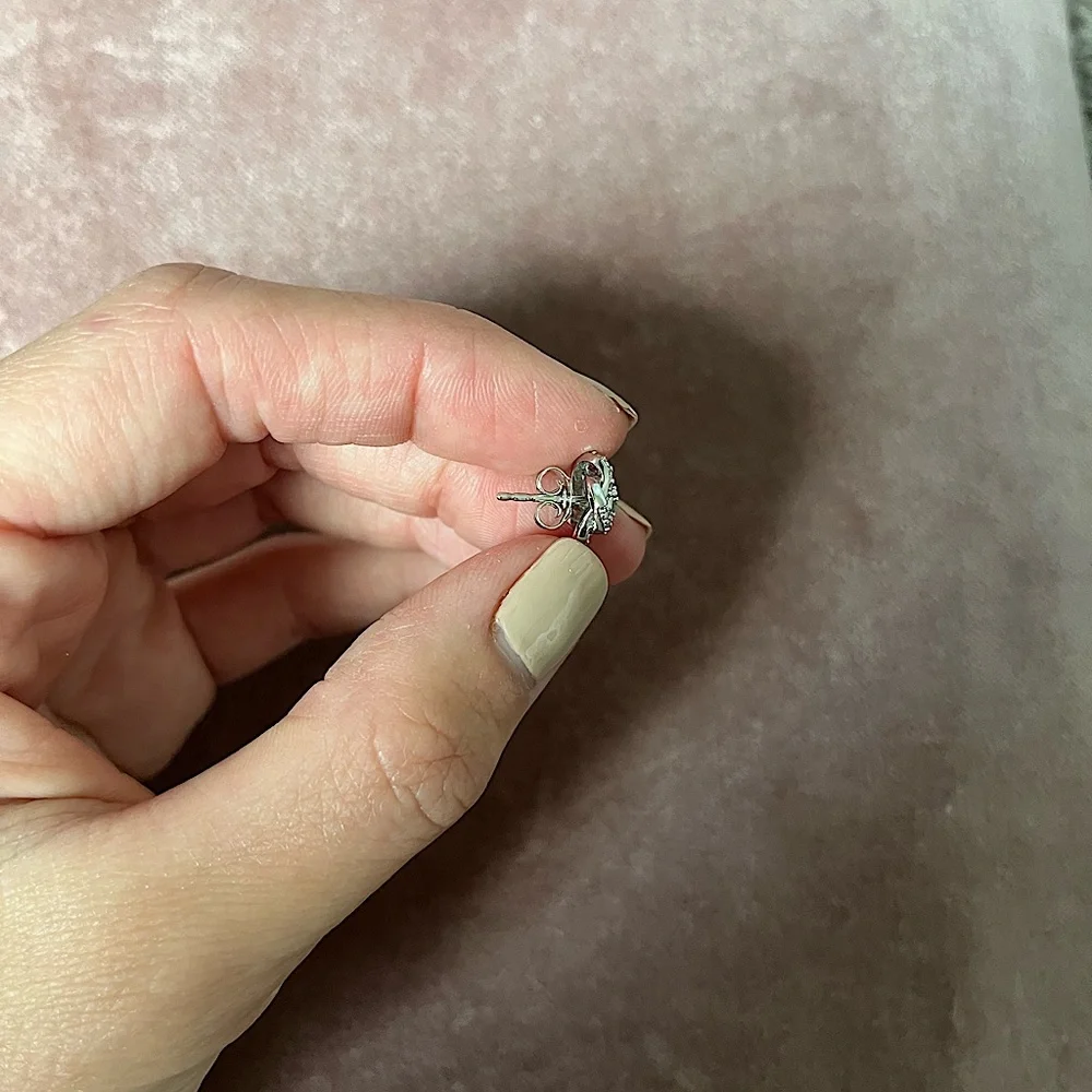 1/10 Carat T.W Diamond Fashion Earrings - Picture 4 of 6